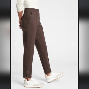 Venice Heathered Pintuck Pant from Athleta size Small Petite